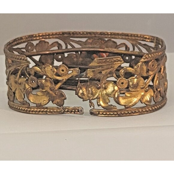 Antique Victorian Coral Cameo Bracelet Bangle Filigree Gold Tone Orange Stone - Picture 3 of 8